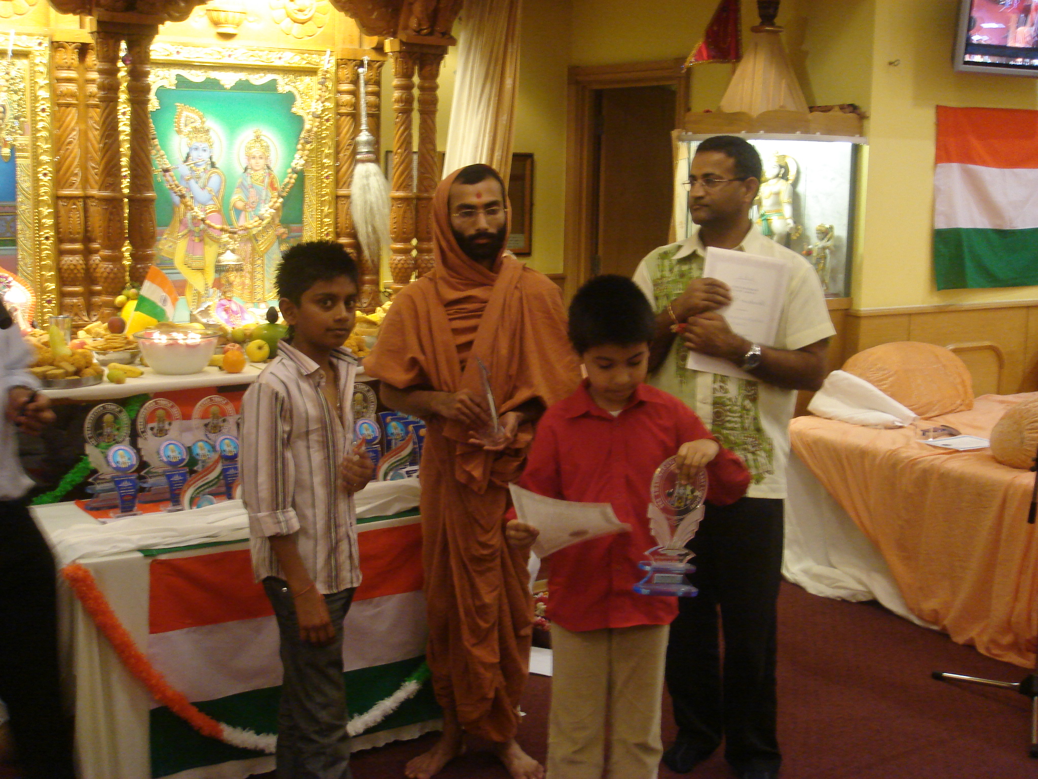 DSC04526 - ©1987-2017 SKS Swaminarayan Temple East London