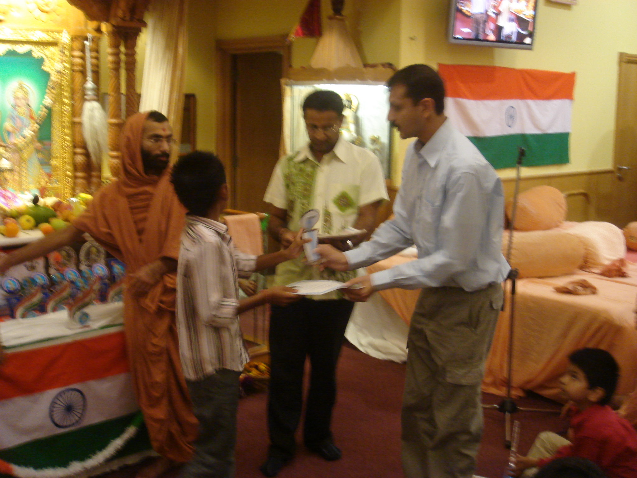 DSC04528 - ©1987-2017 SKS Swaminarayan Temple East London