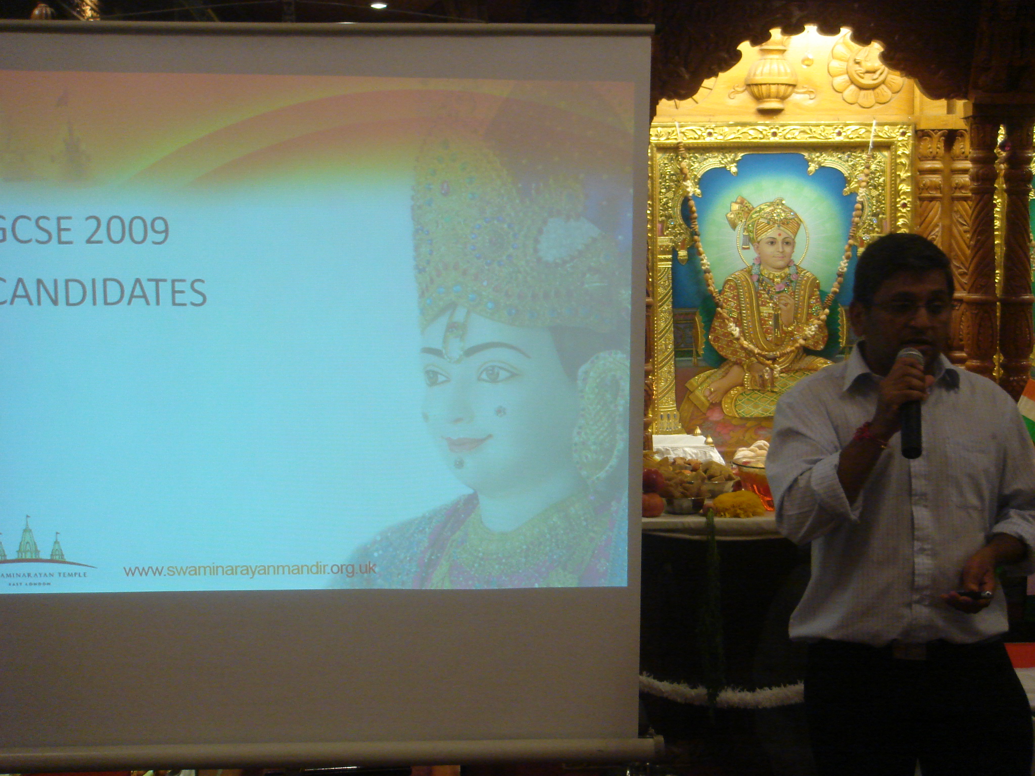 DSC04552 - ©1987-2017 SKS Swaminarayan Temple East London