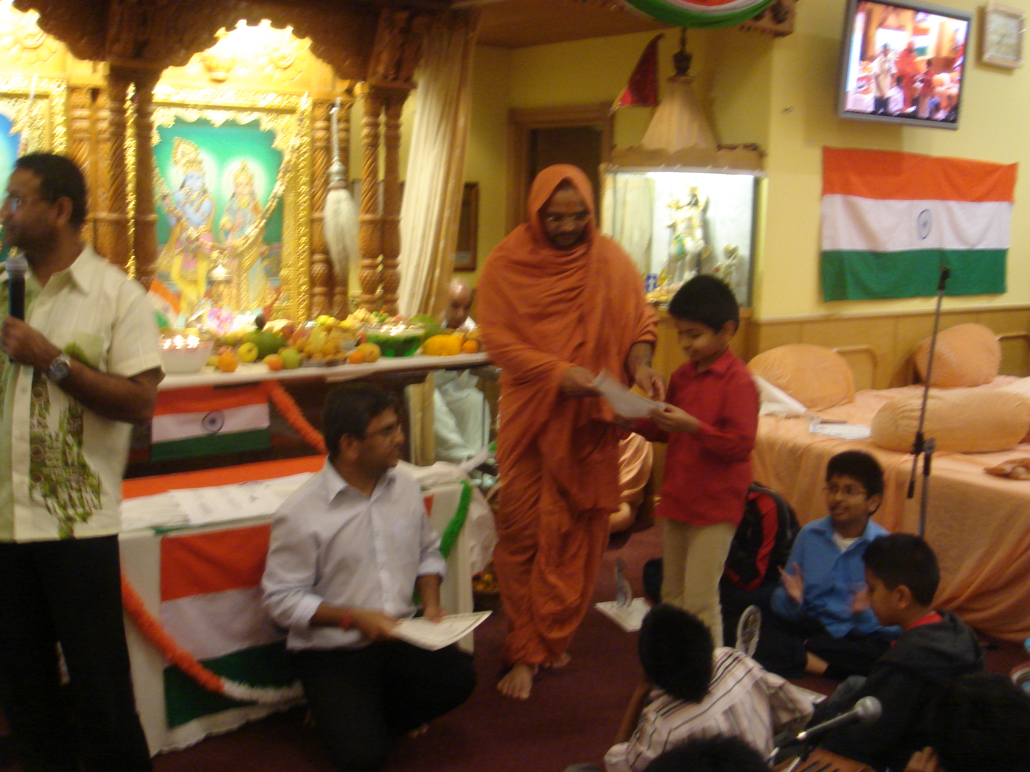 DSC04560 - ©1987-2017 SKS Swaminarayan Temple East London