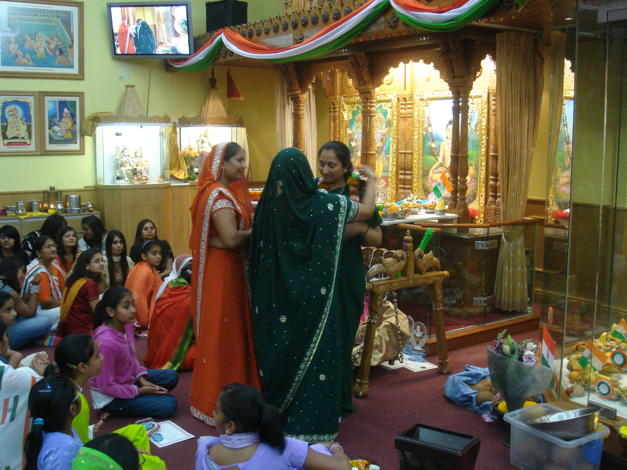 DSC04565 - ©1987-2017 SKS Swaminarayan Temple East London