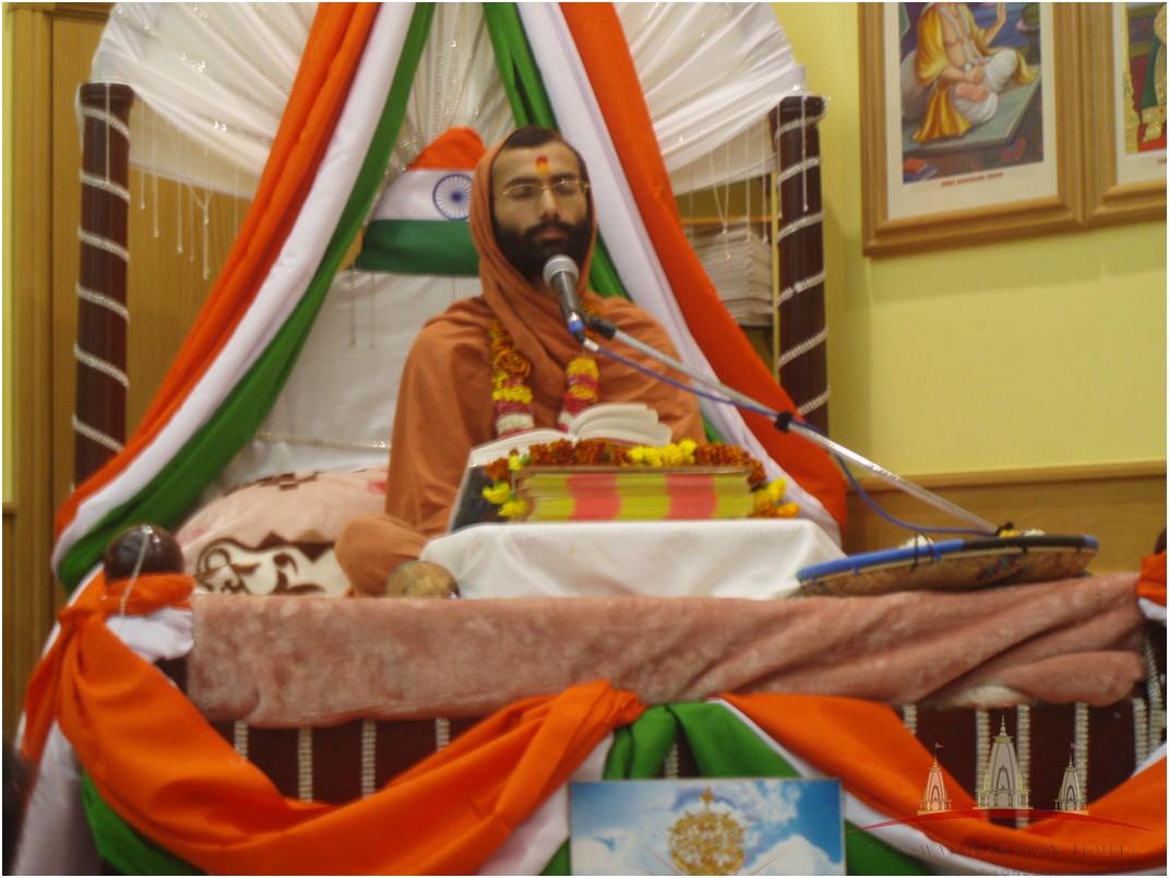 P8163758 - ©1987-2017 SKS Swaminarayan Temple East London