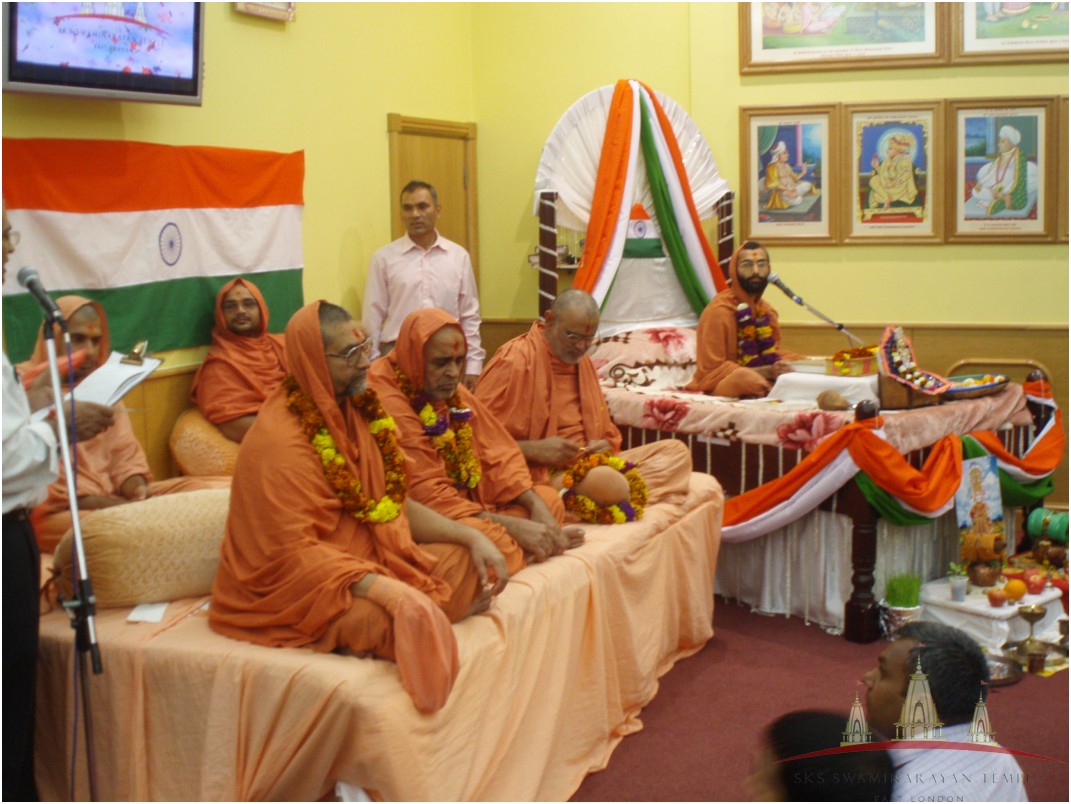 P8163779 - ©1987-2017 SKS Swaminarayan Temple East London
