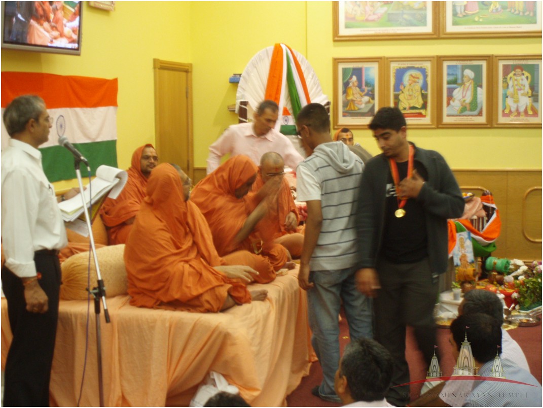 P8163799 - ©1987-2017 SKS Swaminarayan Temple East London
