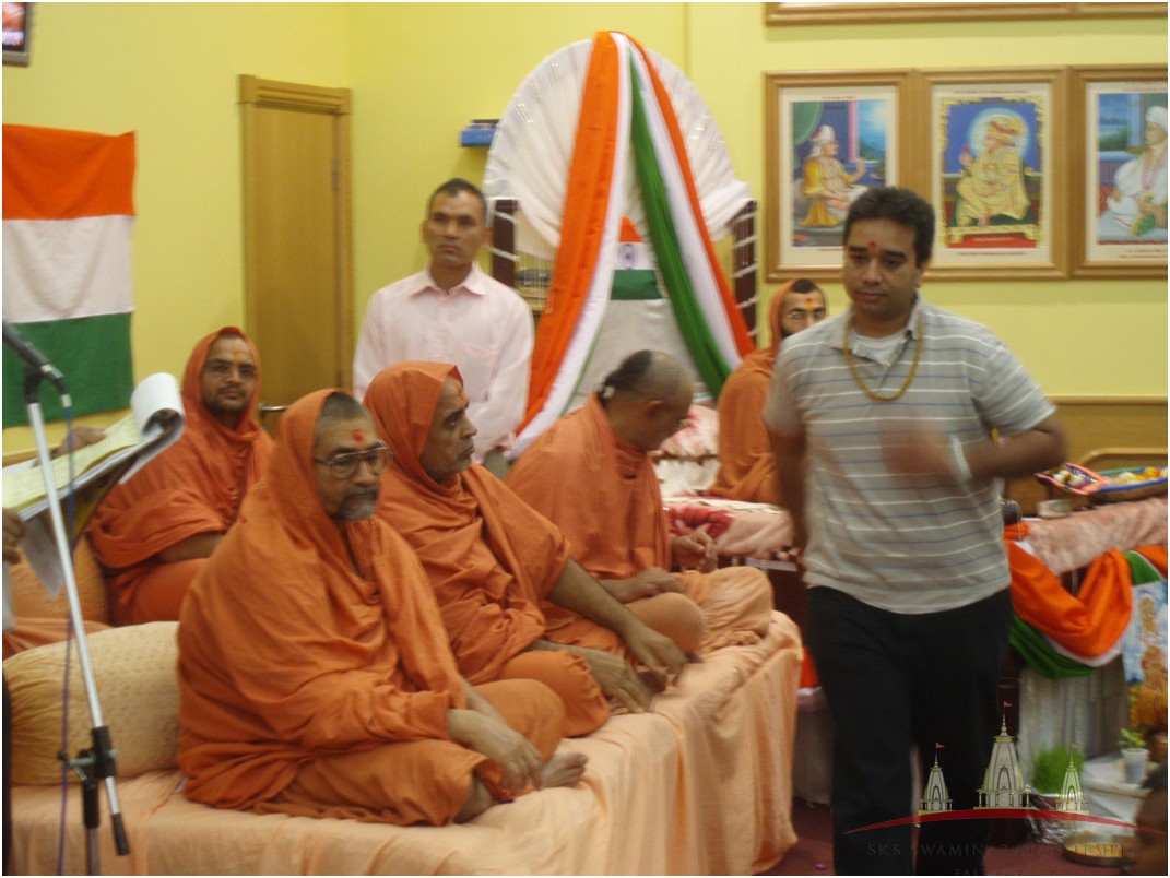 P8163804 - ©1987-2017 SKS Swaminarayan Temple East London