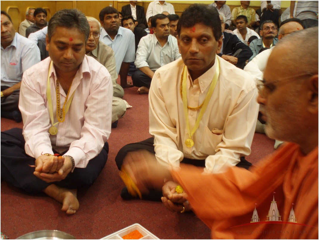 P8163915 - ©1987-2017 SKS Swaminarayan Temple East London