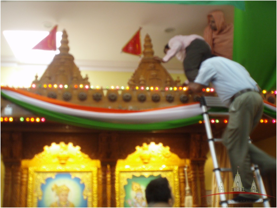P8163936 - ©1987-2017 SKS Swaminarayan Temple East London