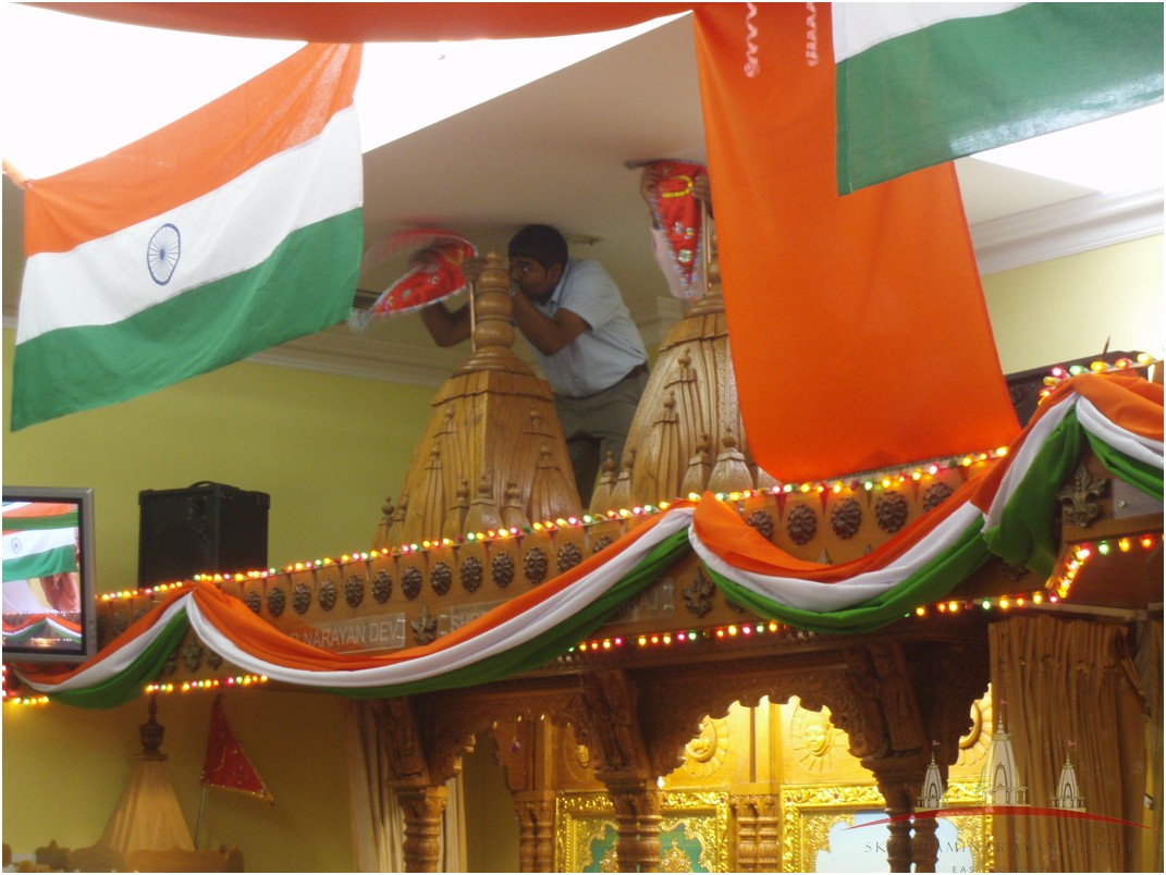 P8163950 - ©1987-2017 SKS Swaminarayan Temple East London