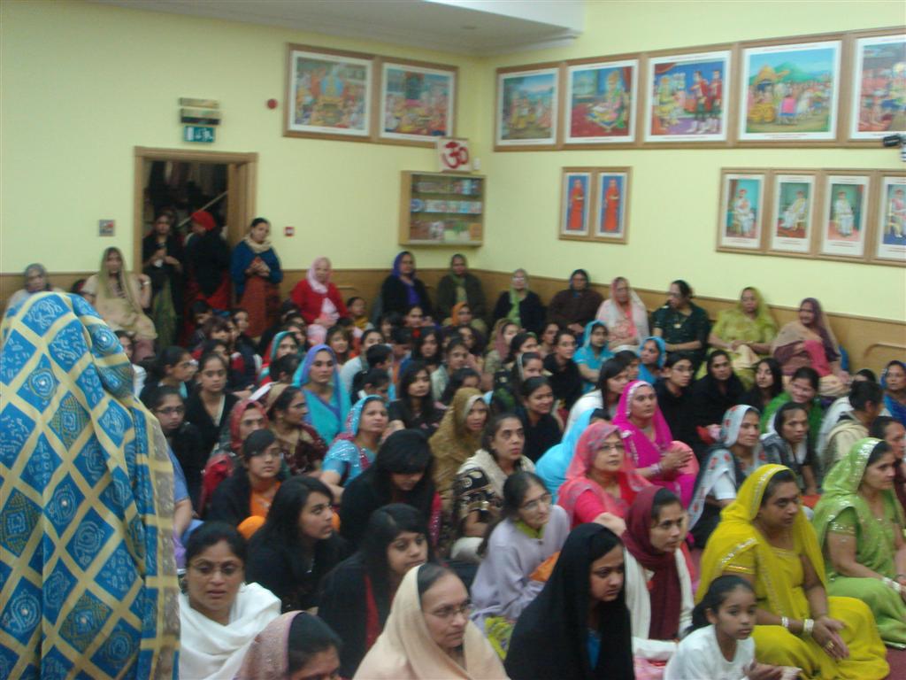 DSC02631  Large  - ©1987-2017 SKS Swaminarayan Temple East London