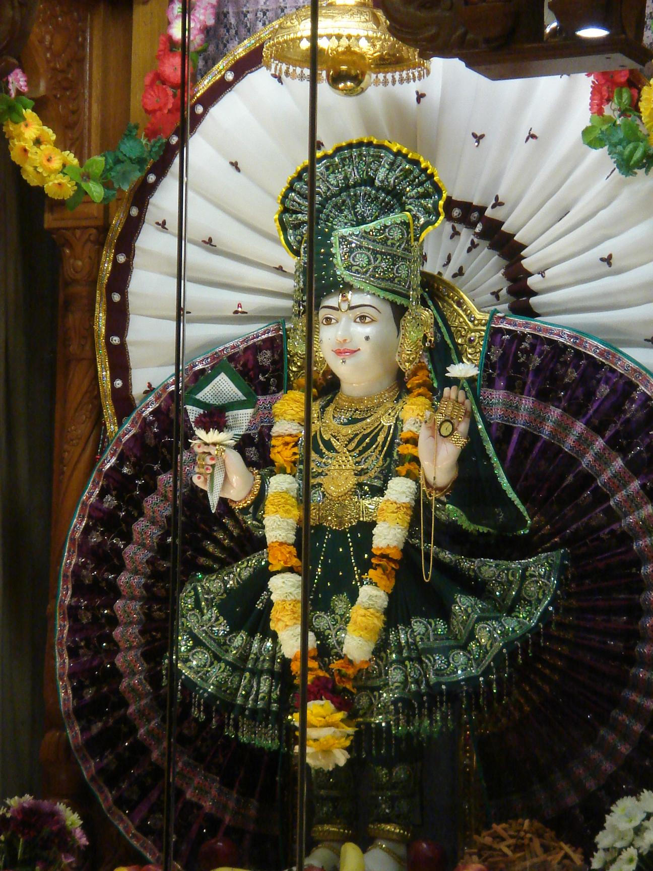 DSC04636 - ©1987-2017 SKS Swaminarayan Temple East London