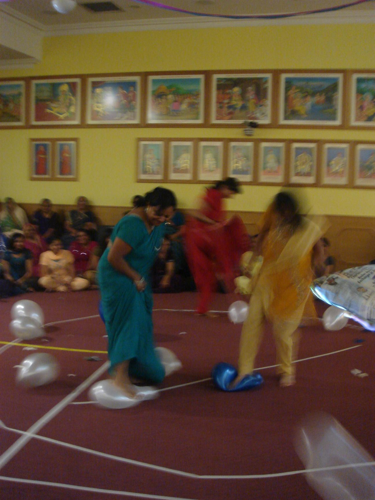 DSC04658 - ©1987-2017 SKS Swaminarayan Temple East London