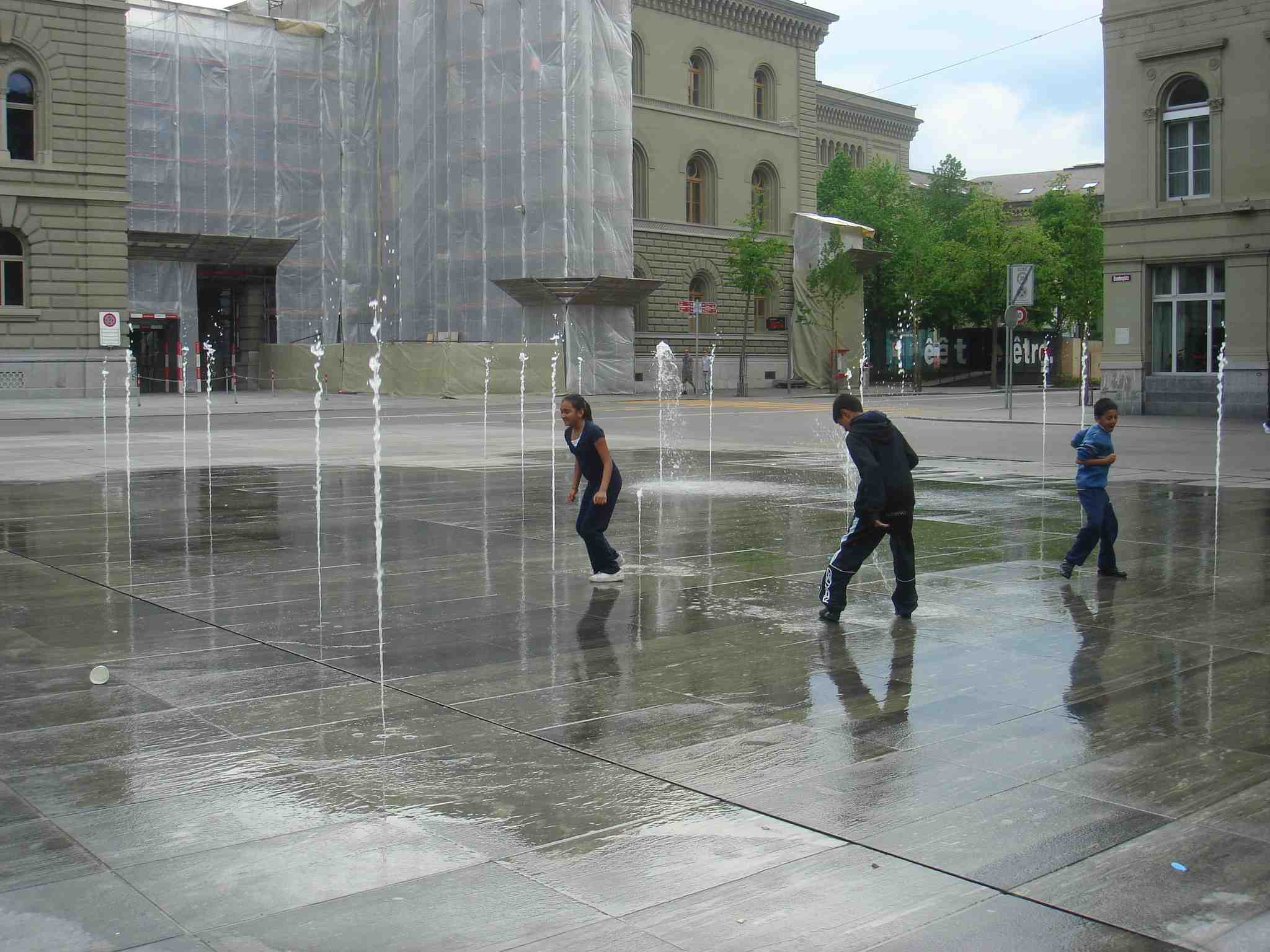 ©1987-2017 SKS Swaminarayan Temple East London