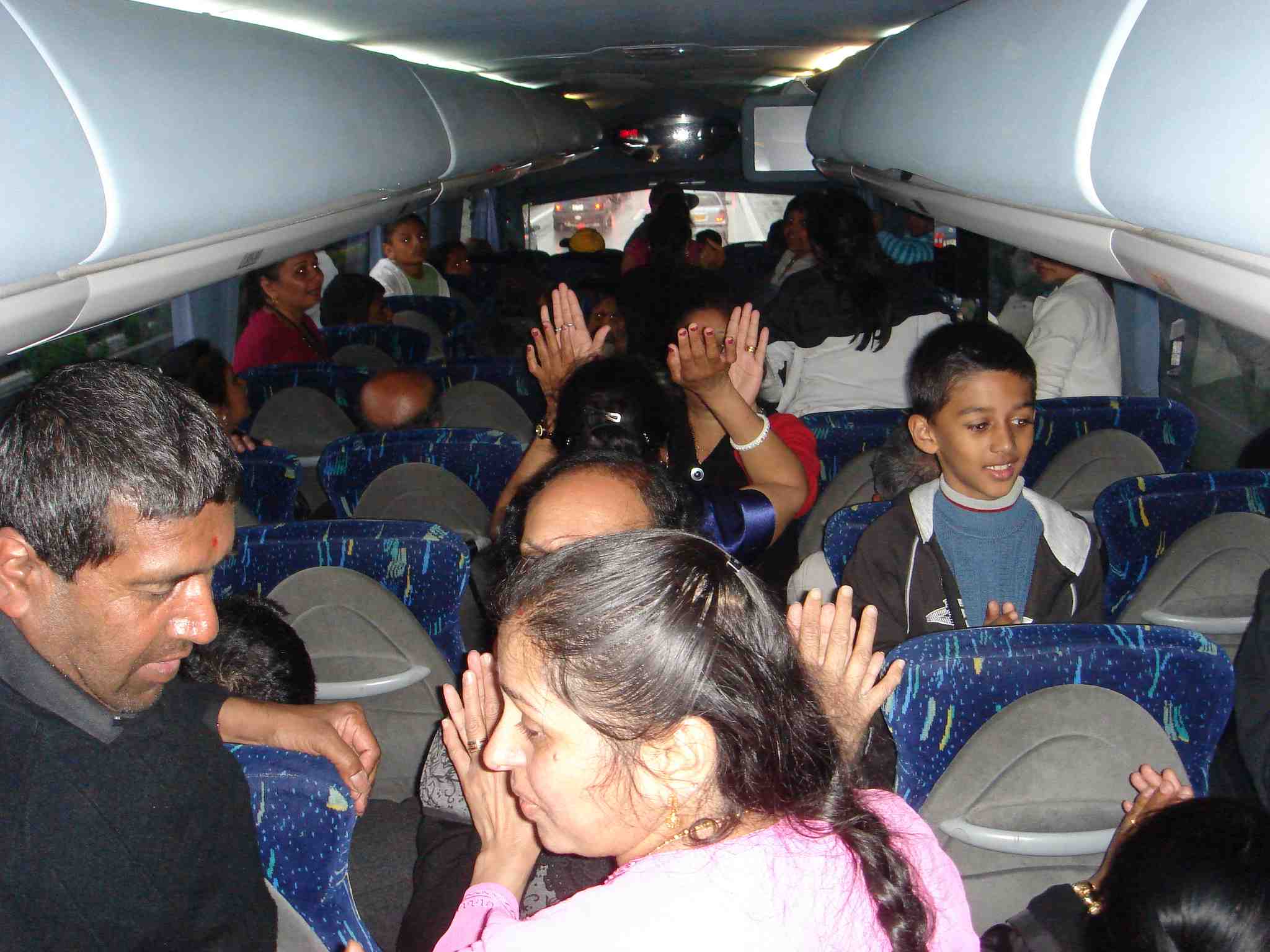 ©1987-2017 SKS Swaminarayan Temple East London