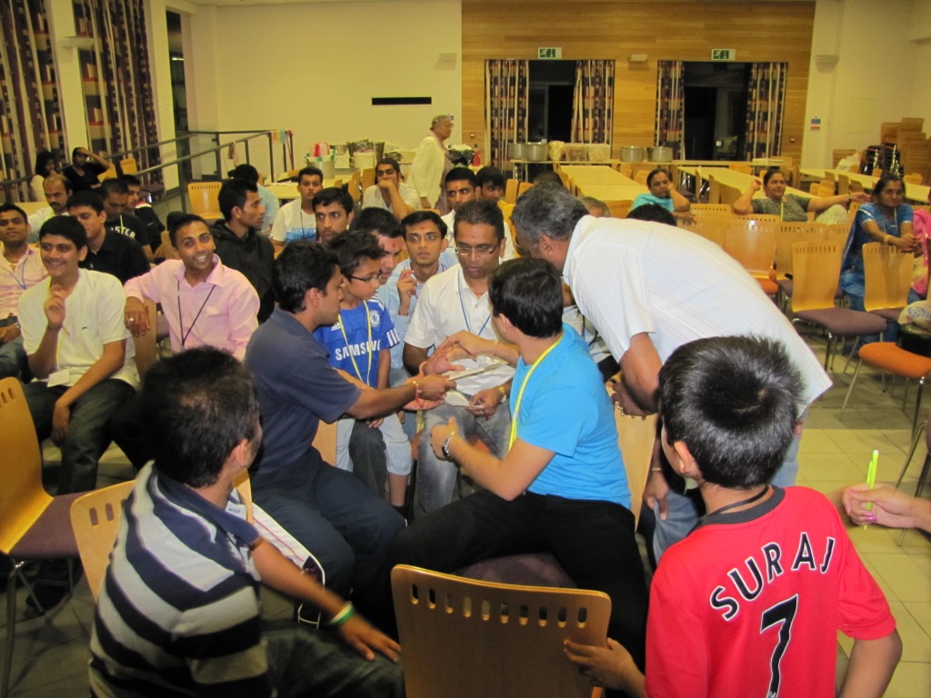 112 - ©1987-2017 SKS Swaminarayan Temple East London