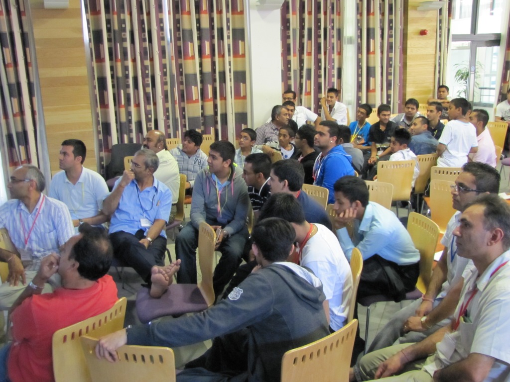 137 - ©1987-2017 SKS Swaminarayan Temple East London