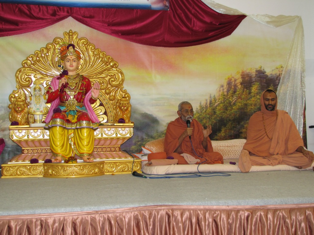 156 - ©1987-2017 SKS Swaminarayan Temple East London