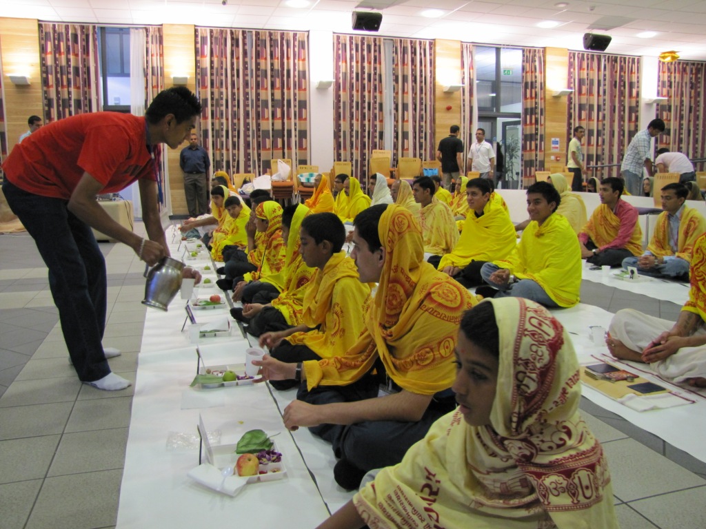 29 - ©1987-2017 SKS Swaminarayan Temple East London