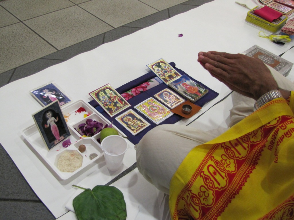 34 - ©1987-2017 SKS Swaminarayan Temple East London