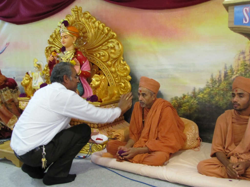 67 - ©1987-2017 SKS Swaminarayan Temple East London