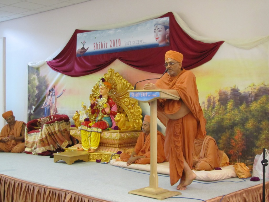 71 - ©1987-2017 SKS Swaminarayan Temple East London