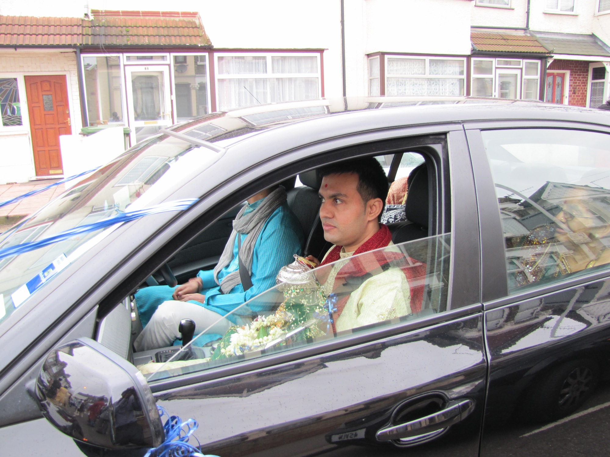 ©1987-2017 SKS Swaminarayan Temple East London