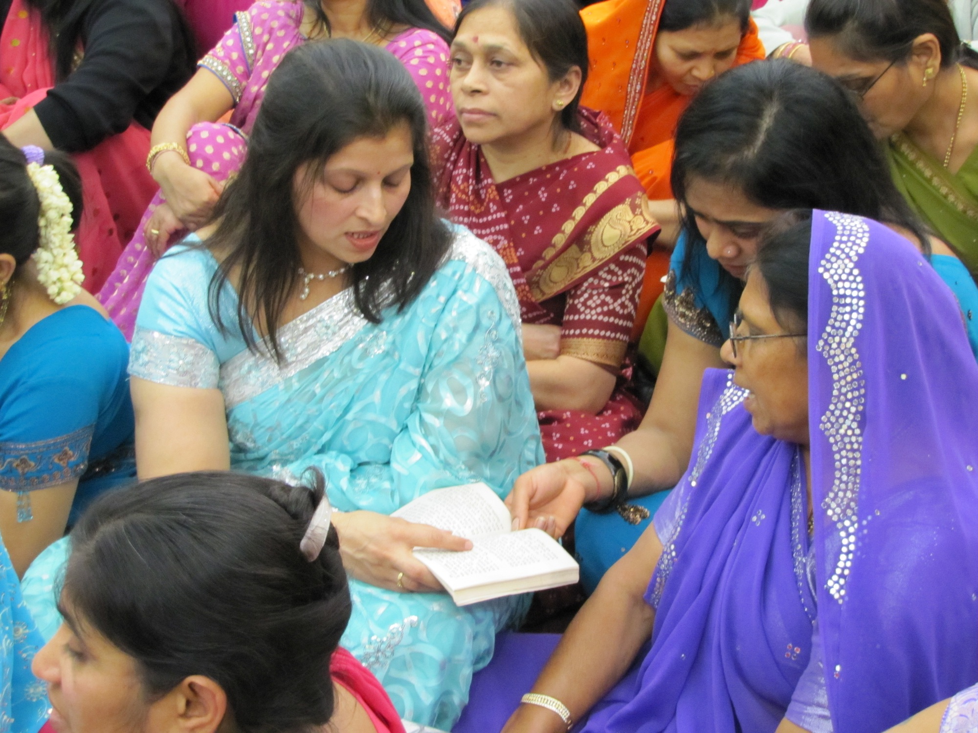 ©1987-2017 SKS Swaminarayan Temple East London