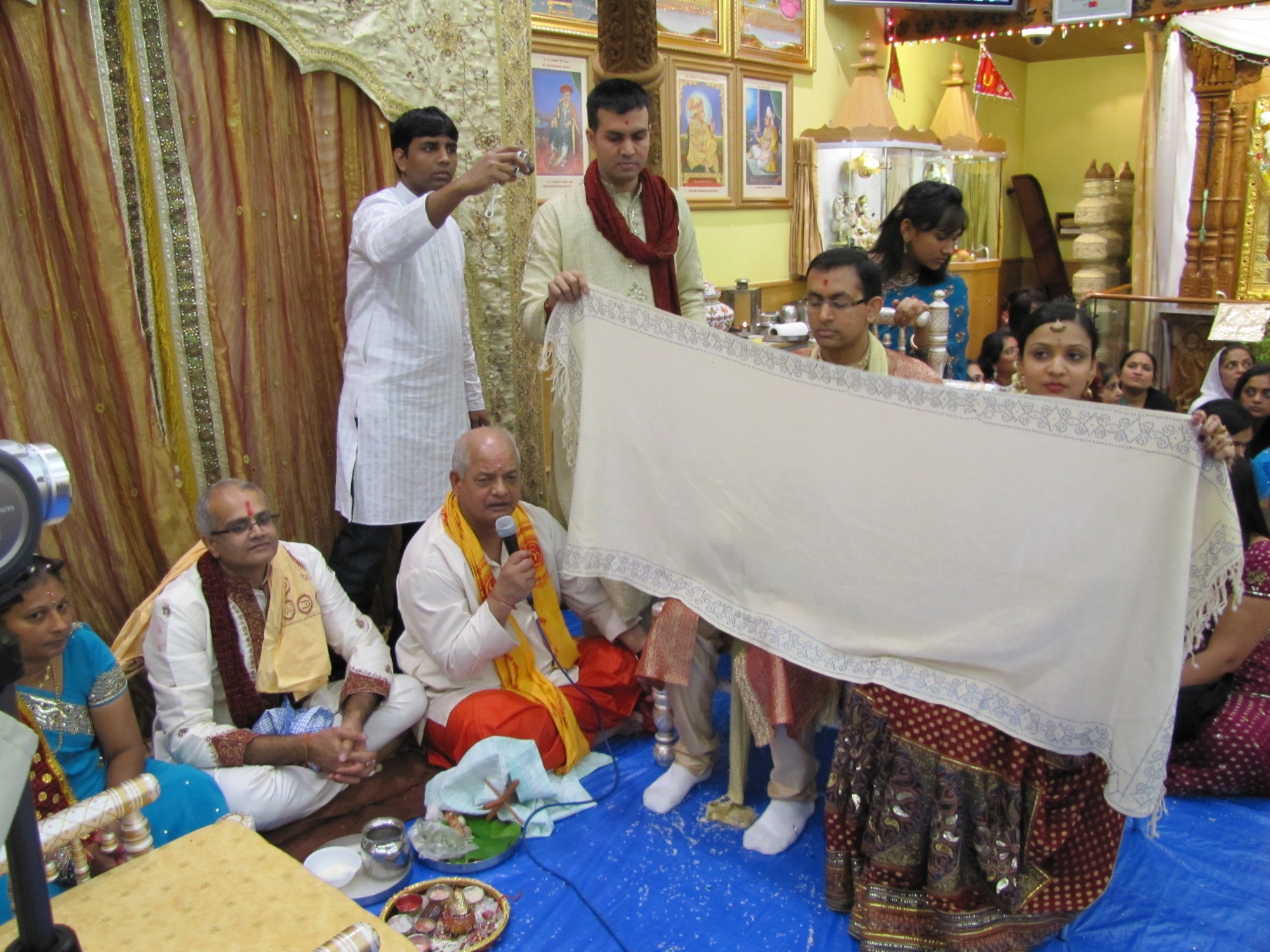 ©1987-2017 SKS Swaminarayan Temple East London