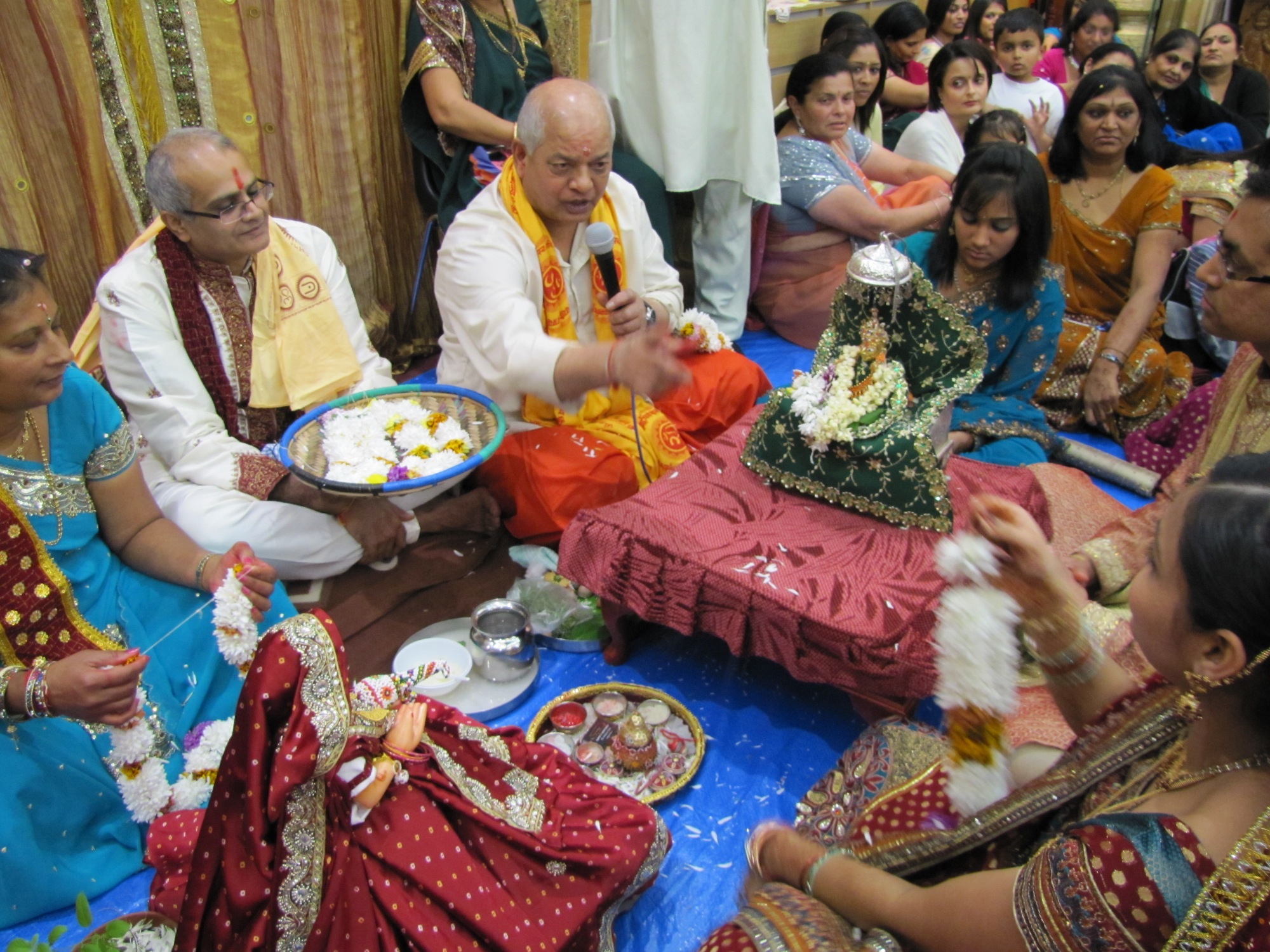 ©1987-2017 SKS Swaminarayan Temple East London
