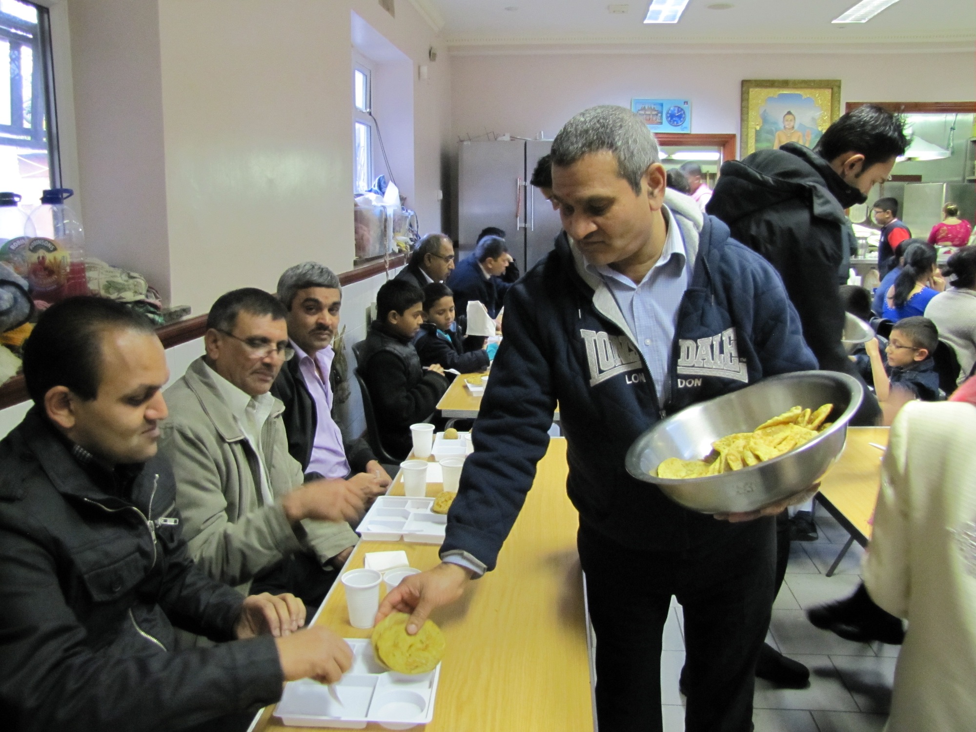 ©1987-2017 SKS Swaminarayan Temple East London