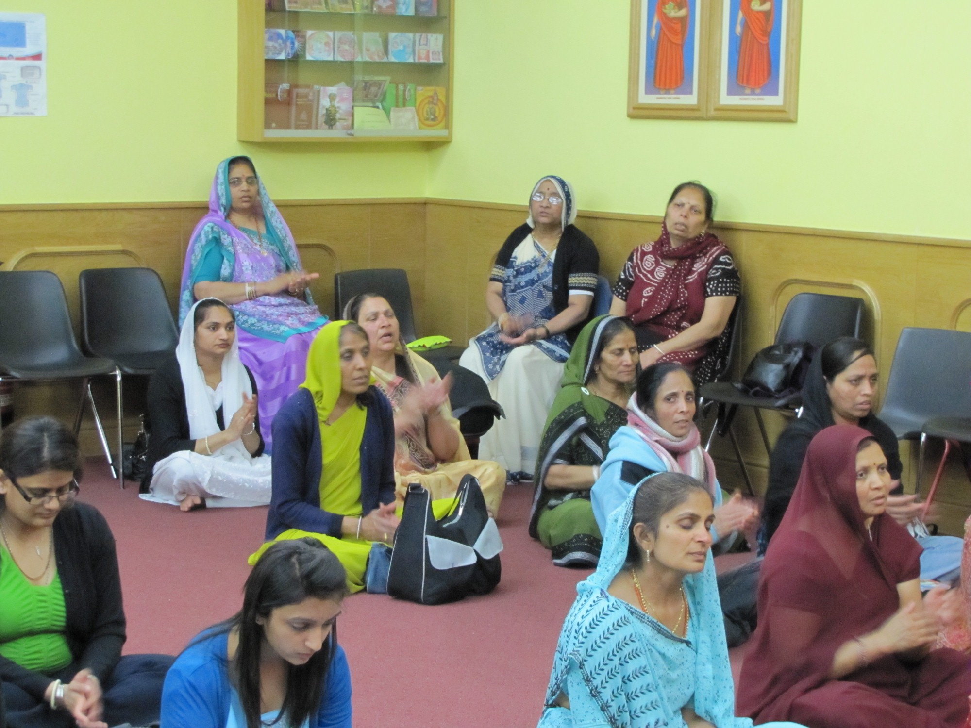 IMG 2063  2000x1500  - ©1987-2017 SKS Swaminarayan Temple East London