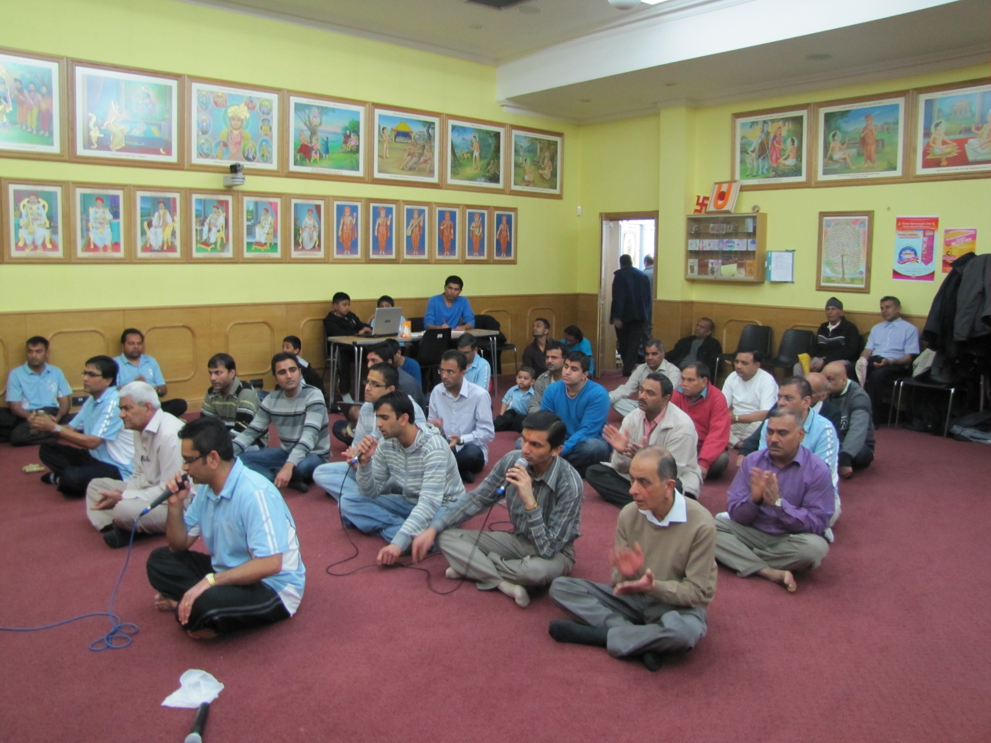 IMG 2119  2000x1500  - ©1987-2017 SKS Swaminarayan Temple East London