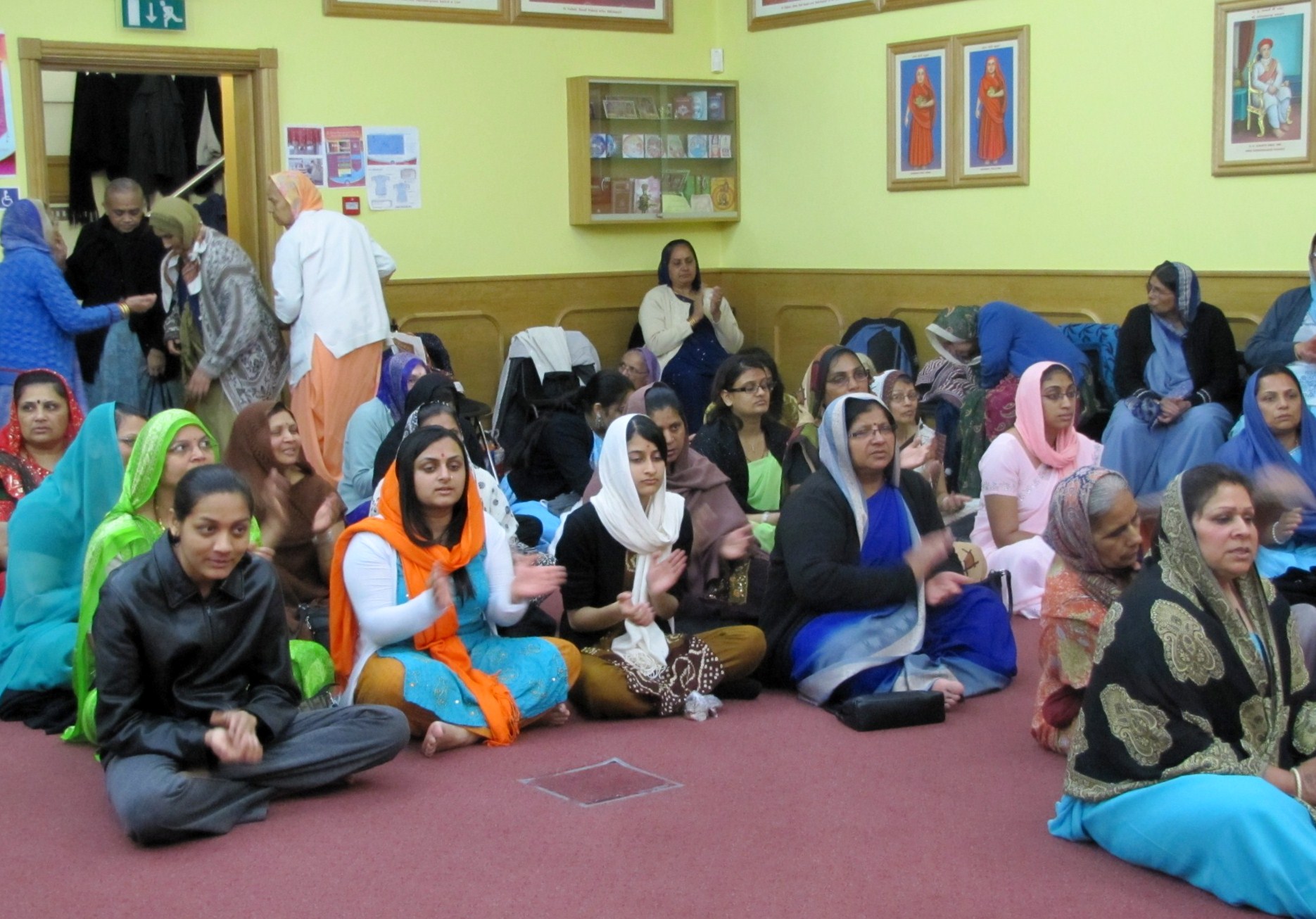 IMG 2130  2000x1500  - ©1987-2017 SKS Swaminarayan Temple East London