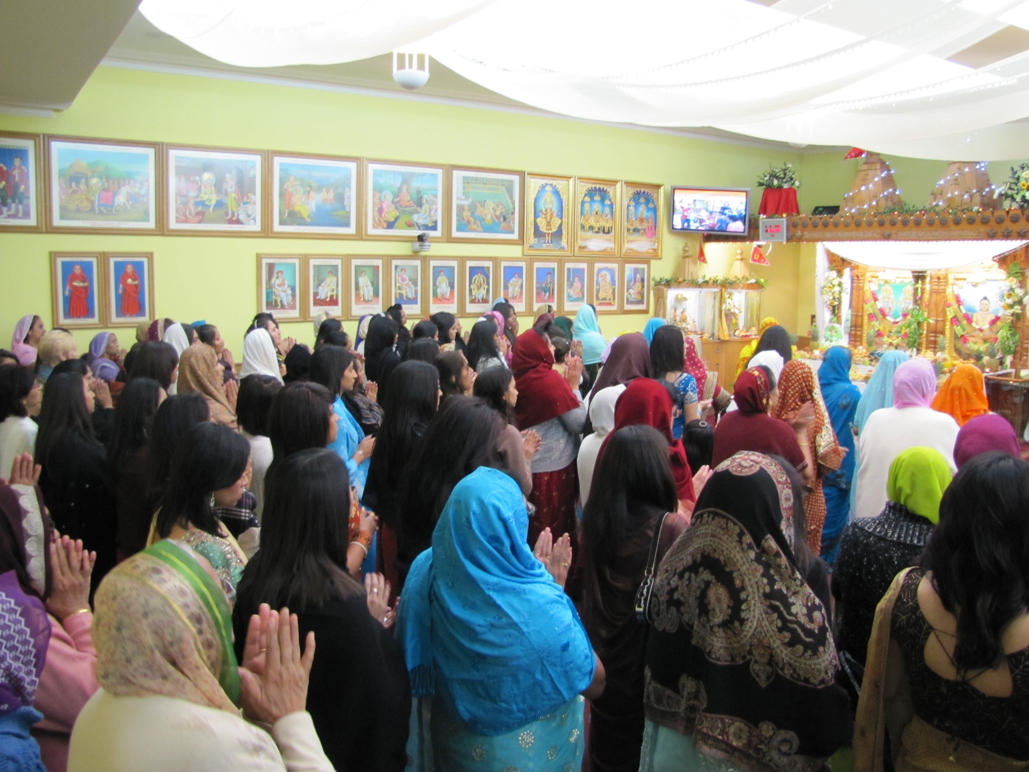 IMG 5354 - ©1987-2017 SKS Swaminarayan Temple East London