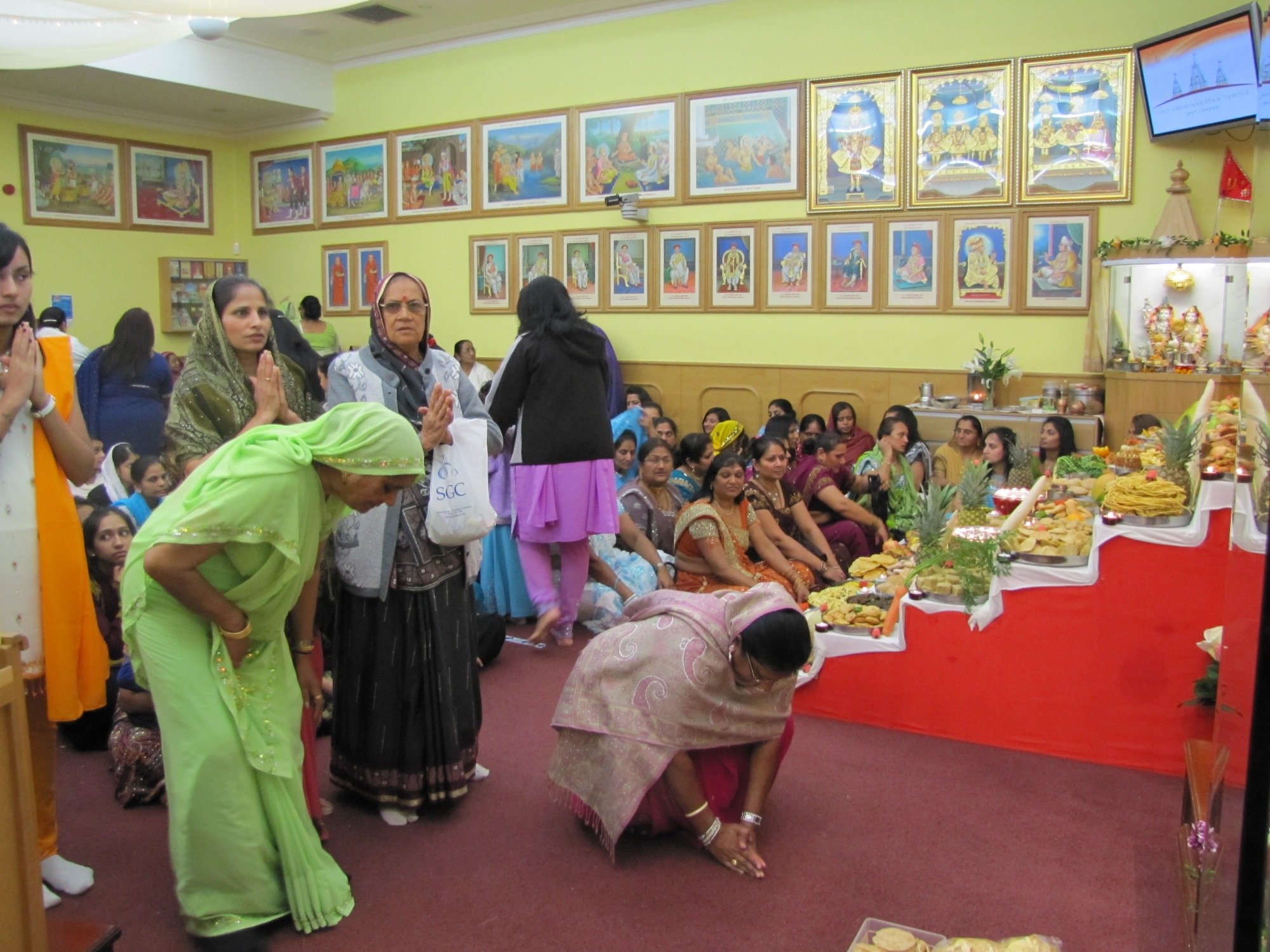 IMG 5400 - ©1987-2017 SKS Swaminarayan Temple East London
