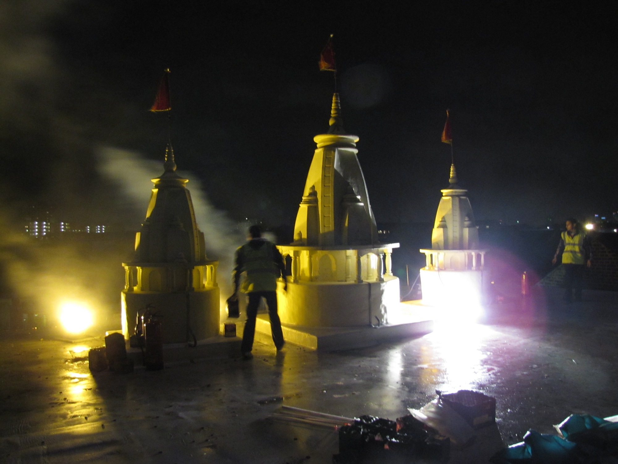 ©1987-2017 SKS Swaminarayan Temple East London