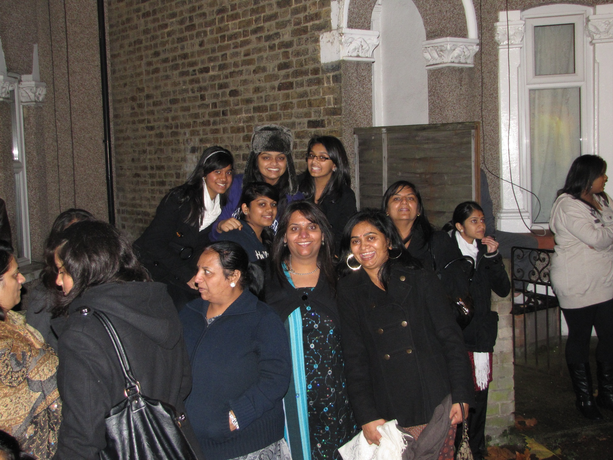©1987-2017 SKS Swaminarayan Temple East London