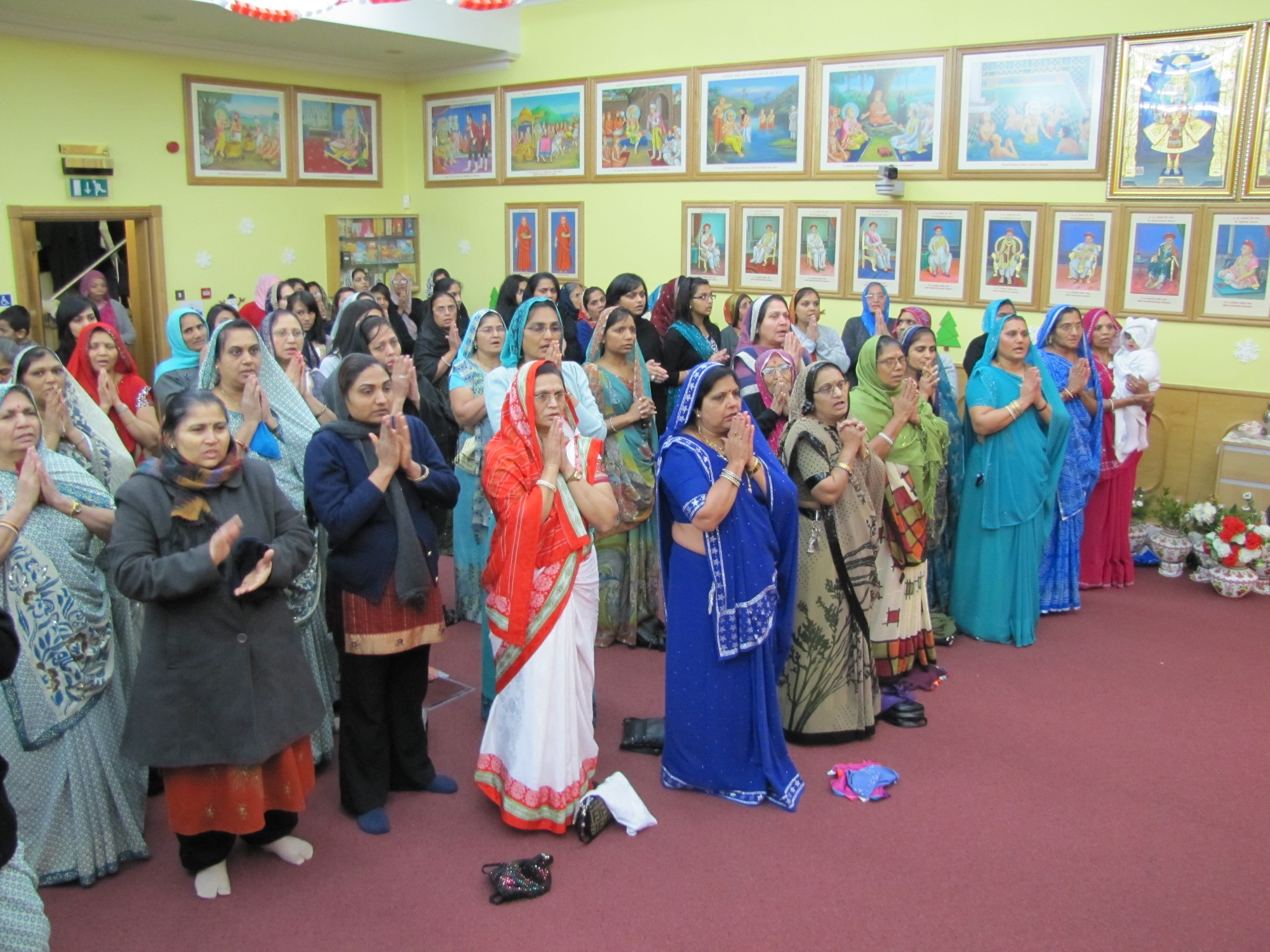 ©1987-2017 SKS Swaminarayan Temple East London