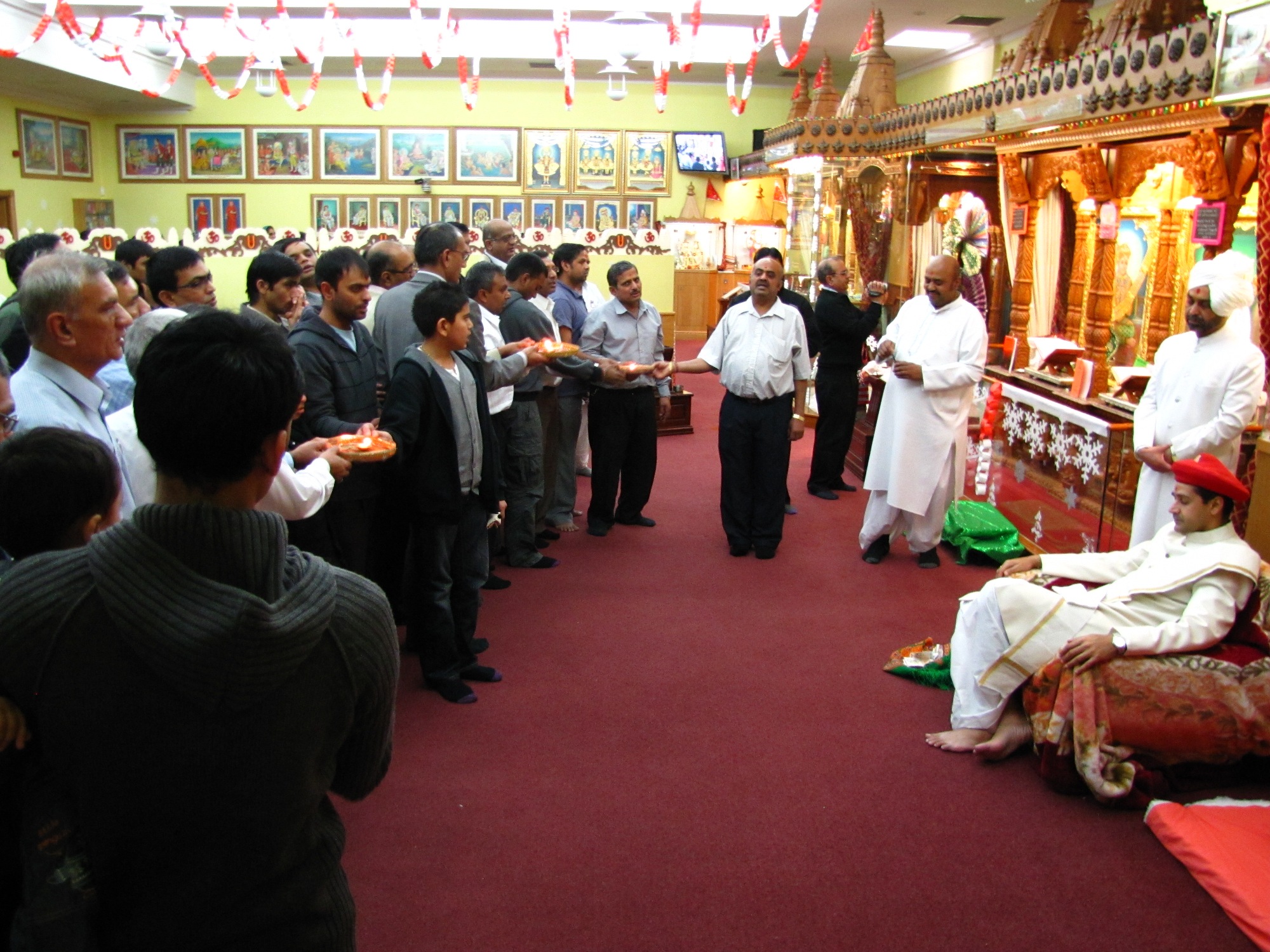 ©1987-2017 SKS Swaminarayan Temple East London