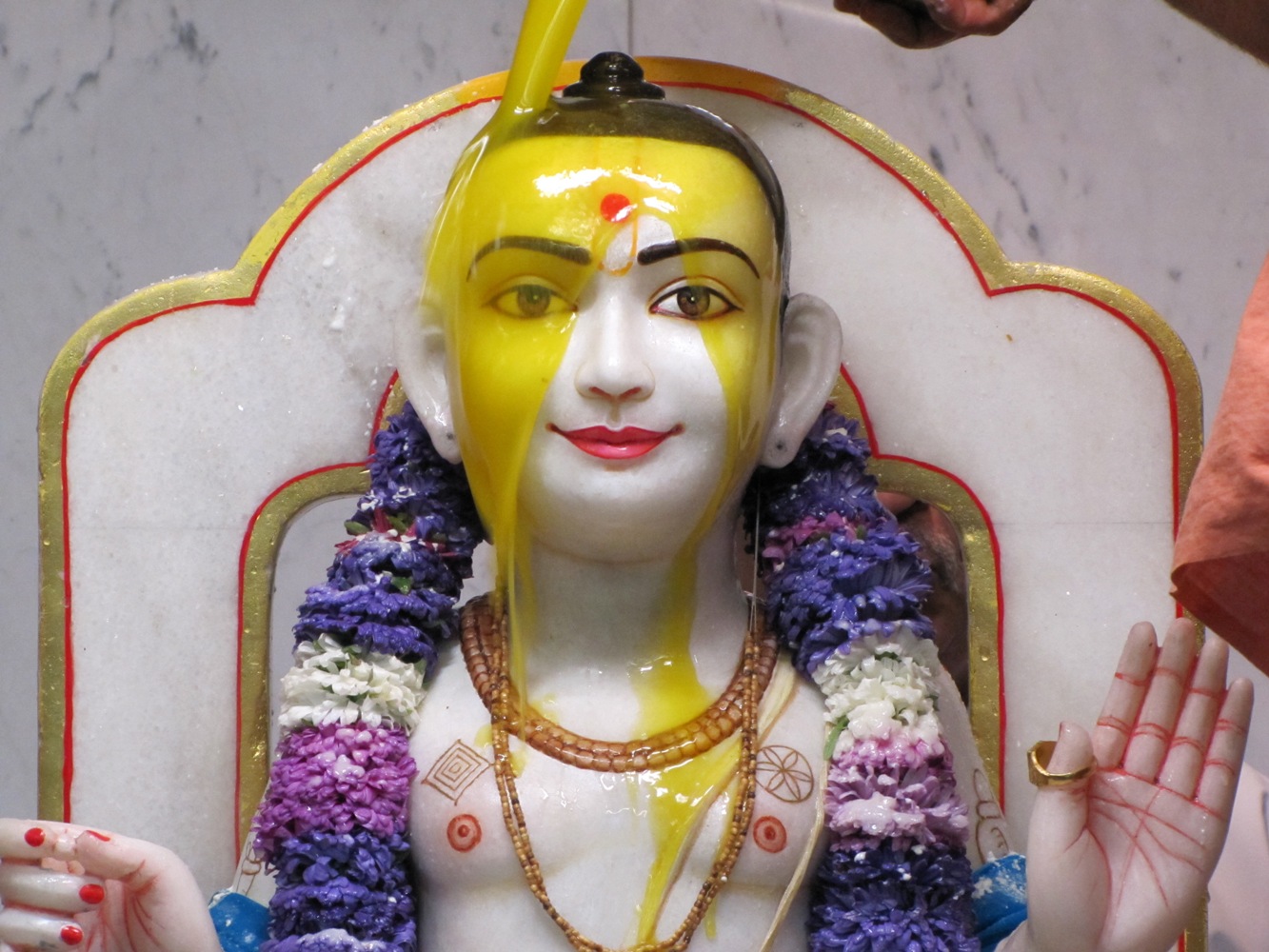 ©1987-2017 SKS Swaminarayan Temple East London