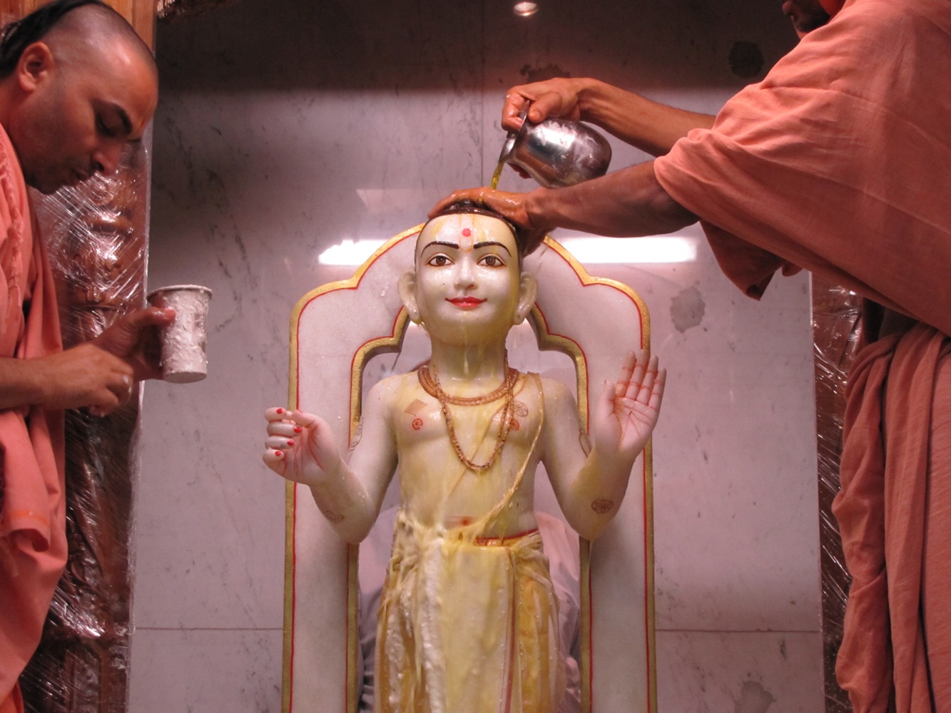 ©1987-2017 SKS Swaminarayan Temple East London