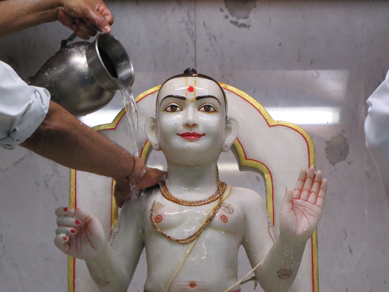 IMG 4380 - ©1987-2017 SKS Swaminarayan Temple East London