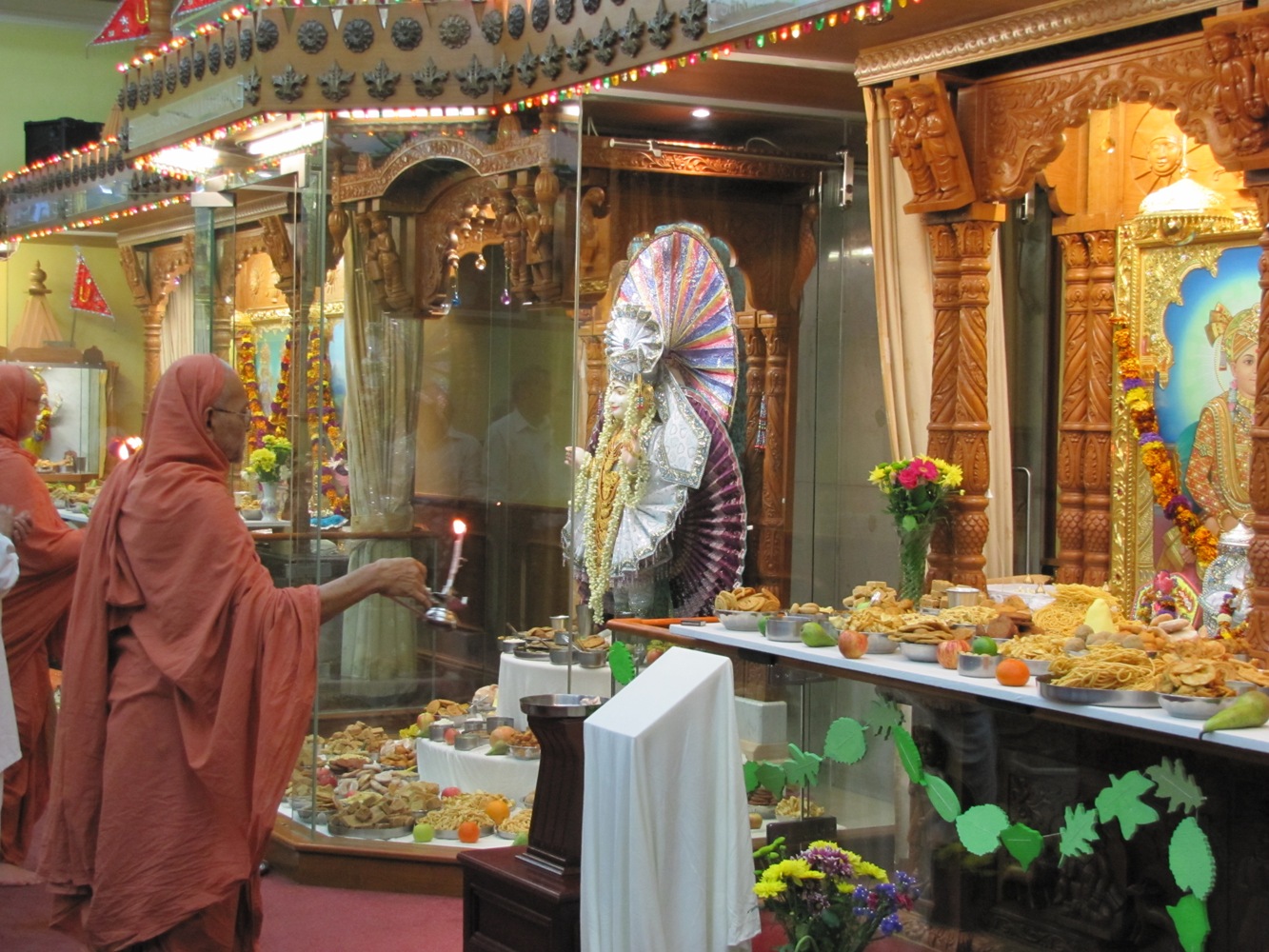 IMG 4419 - ©1987-2017 SKS Swaminarayan Temple East London