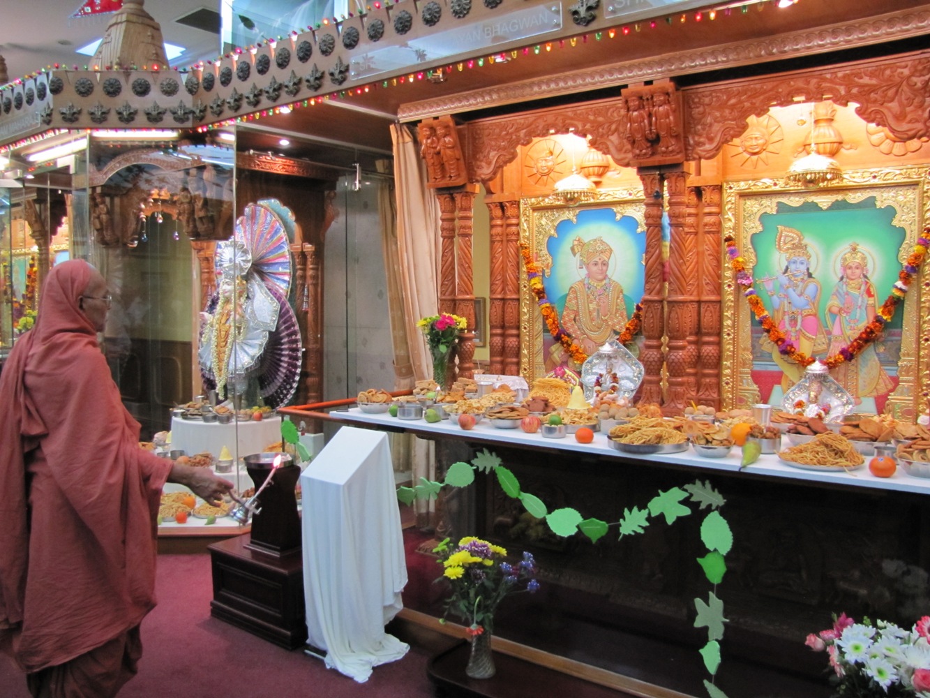 IMG 4425 - ©1987-2017 SKS Swaminarayan Temple East London