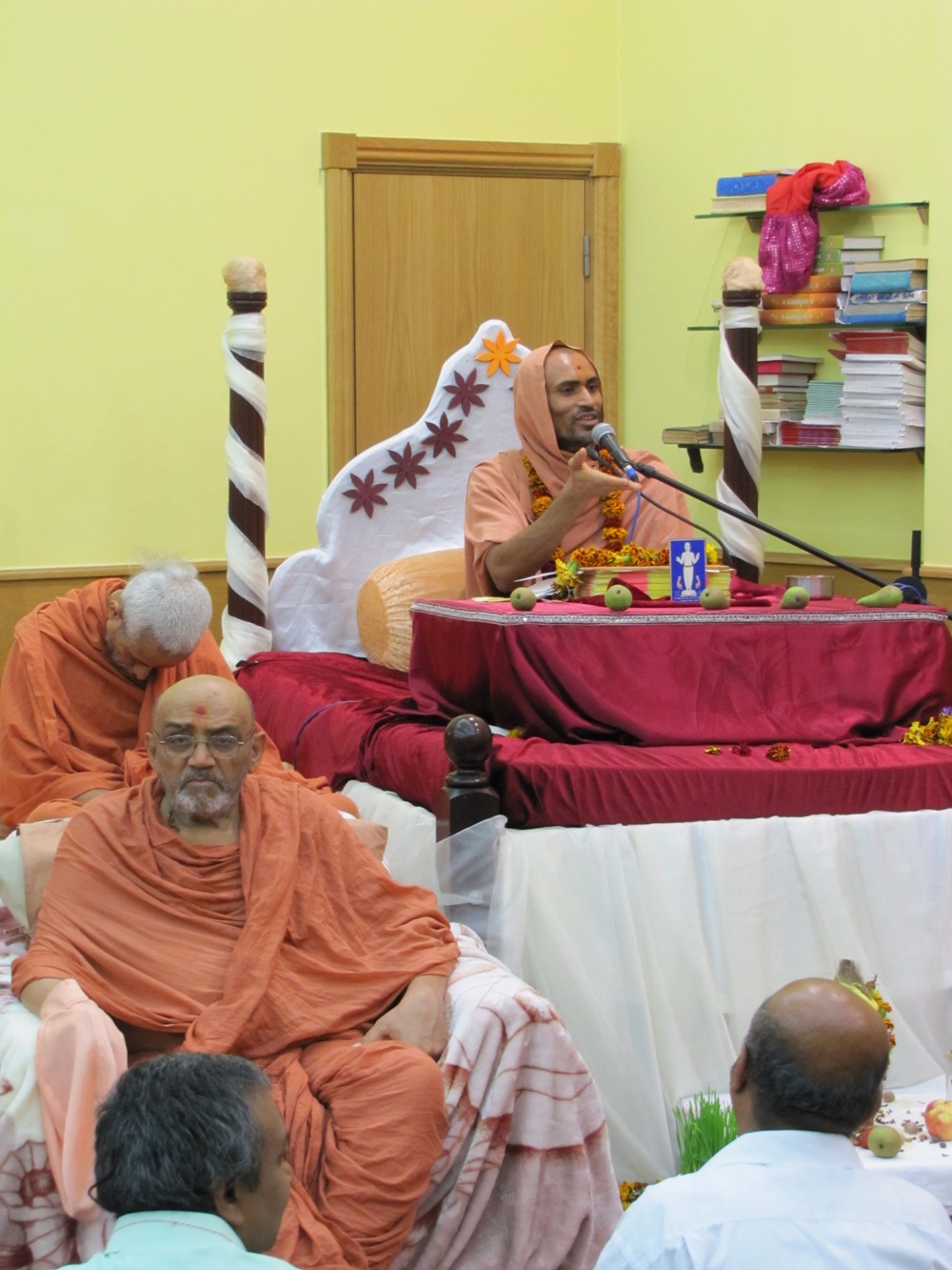 IMG 4441 - ©1987-2017 SKS Swaminarayan Temple East London