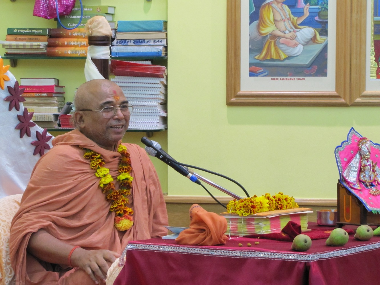 ©1987-2017 SKS Swaminarayan Temple East London