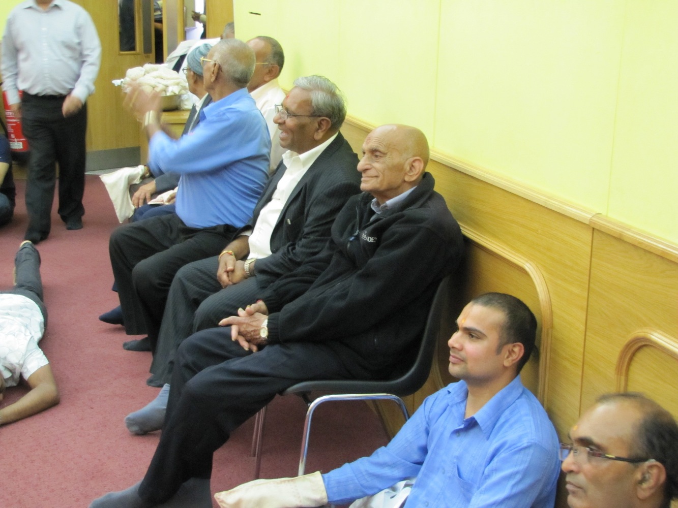 ©1987-2017 SKS Swaminarayan Temple East London