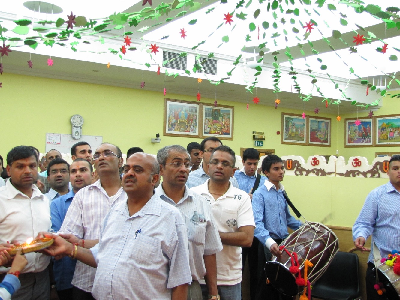 ©1987-2017 SKS Swaminarayan Temple East London