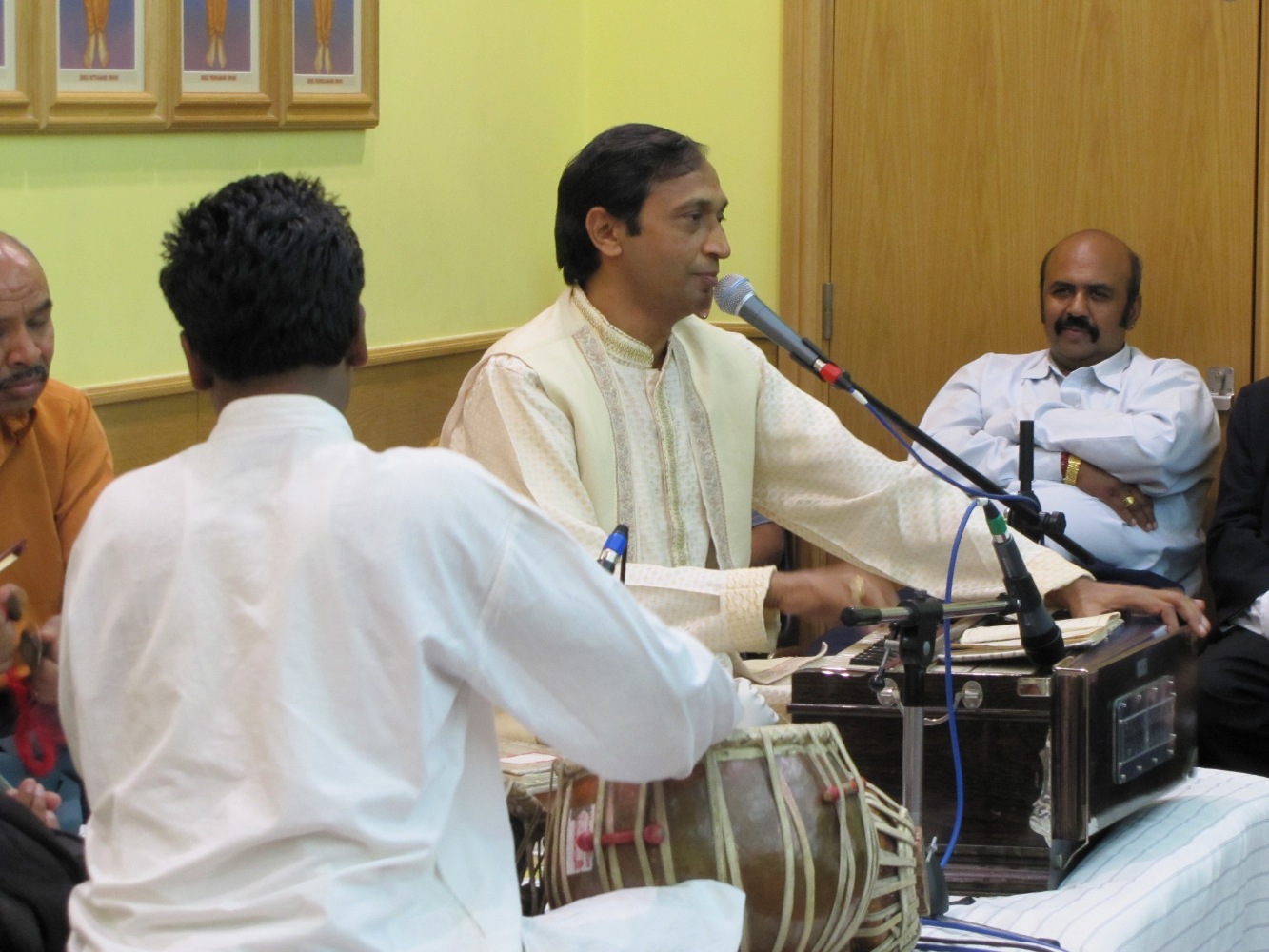 IMG 3970 - ©1987-2017 SKS Swaminarayan Temple East London