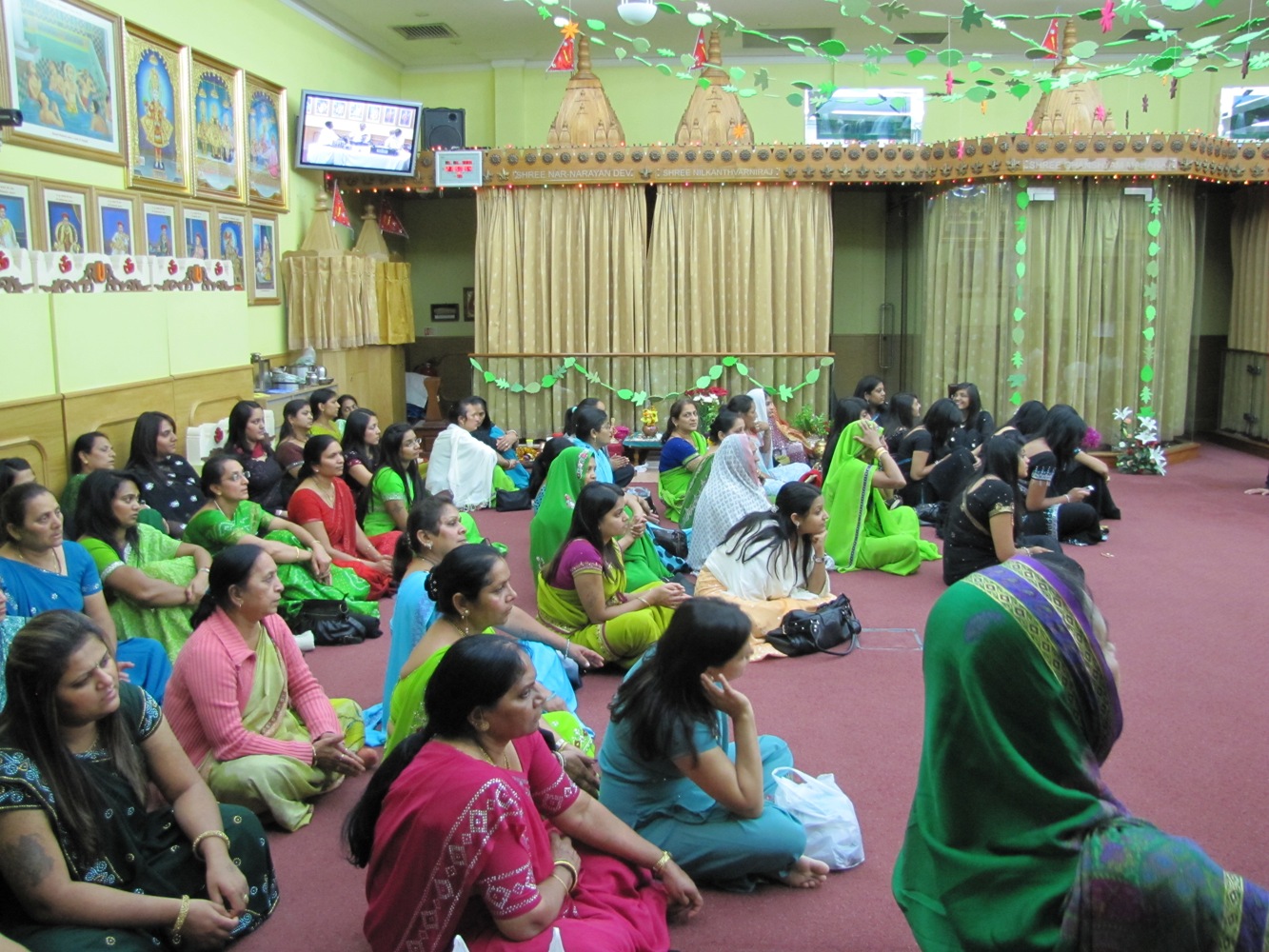 ©1987-2017 SKS Swaminarayan Temple East London