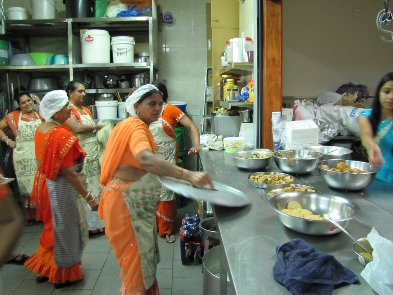 ©1987-2017 SKS Swaminarayan Temple East London